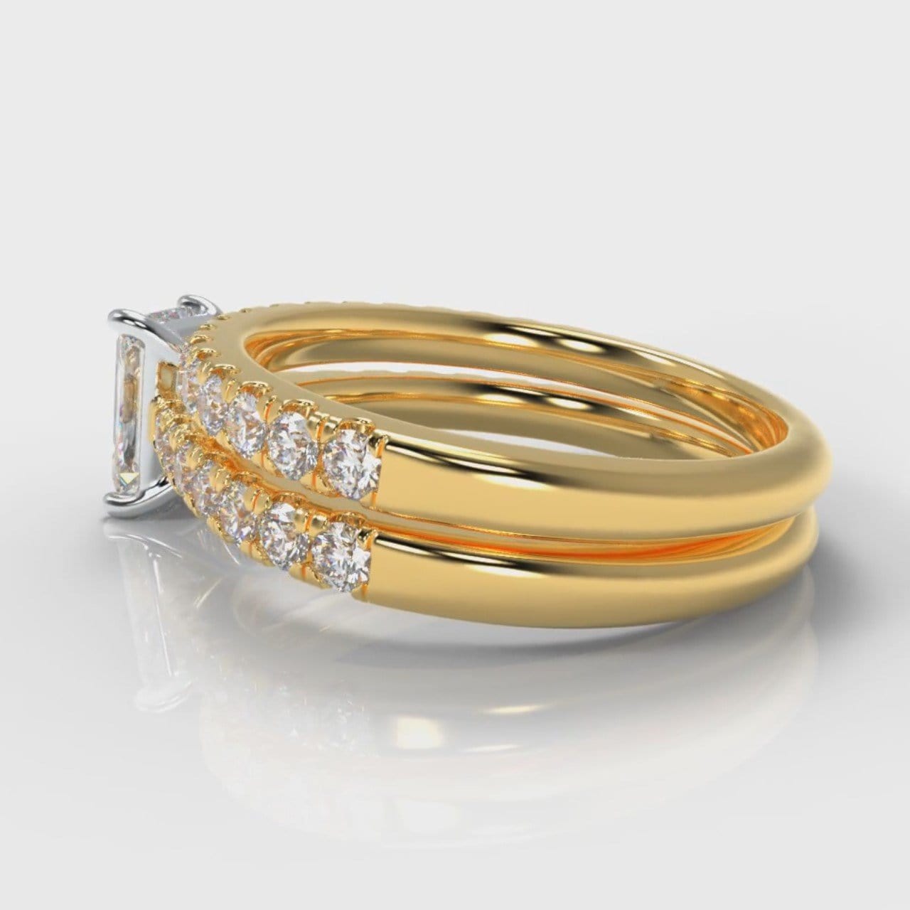 Carrée Micropavé Radiant Cut Diamond Bridal Set - Yellow Gold