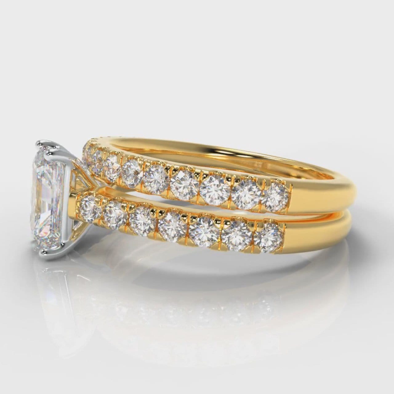 Carrée Micropavé Radiant Cut Diamond Bridal Set - Yellow Gold