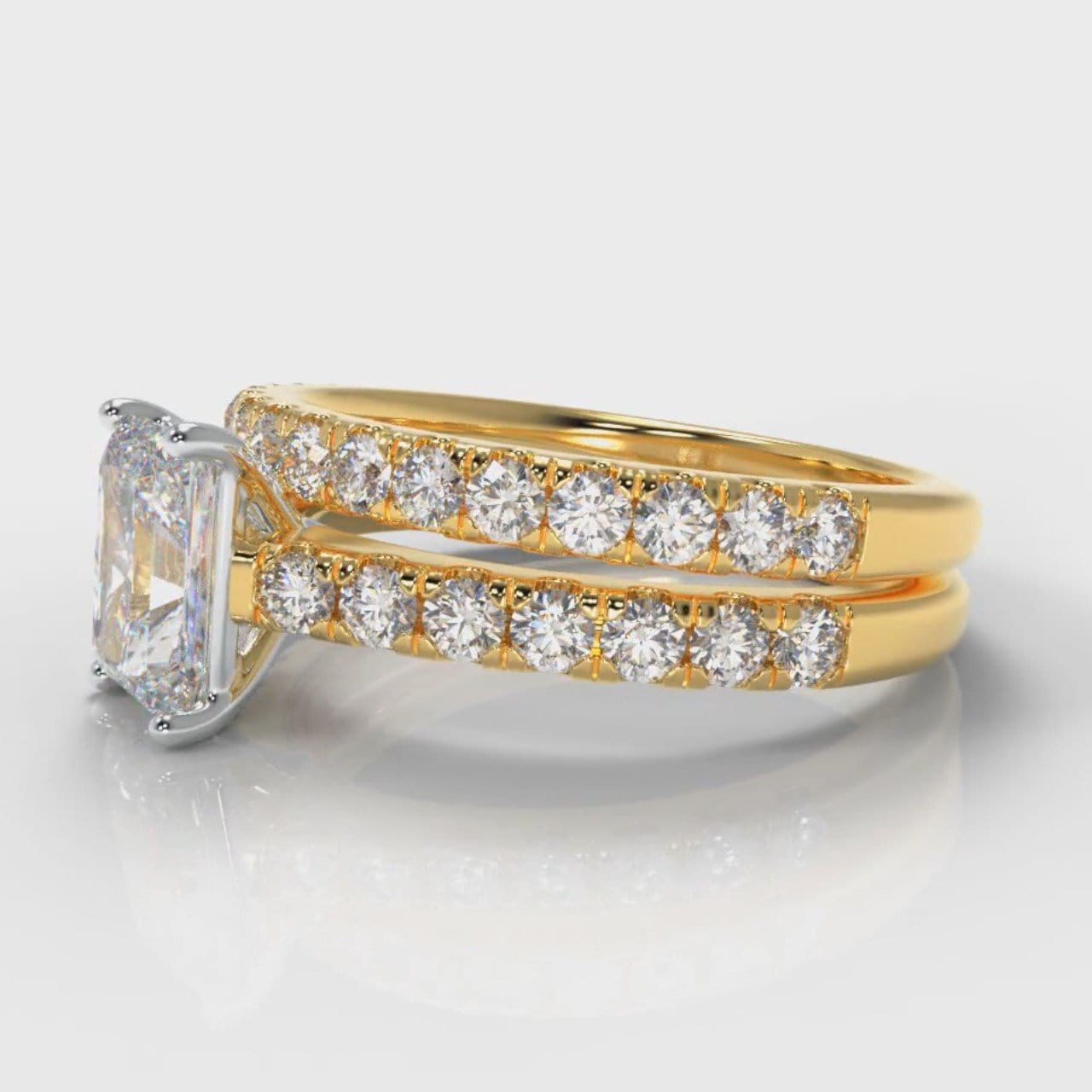 Carrée Micropavé Radiant Cut Diamond Bridal Set - Yellow Gold