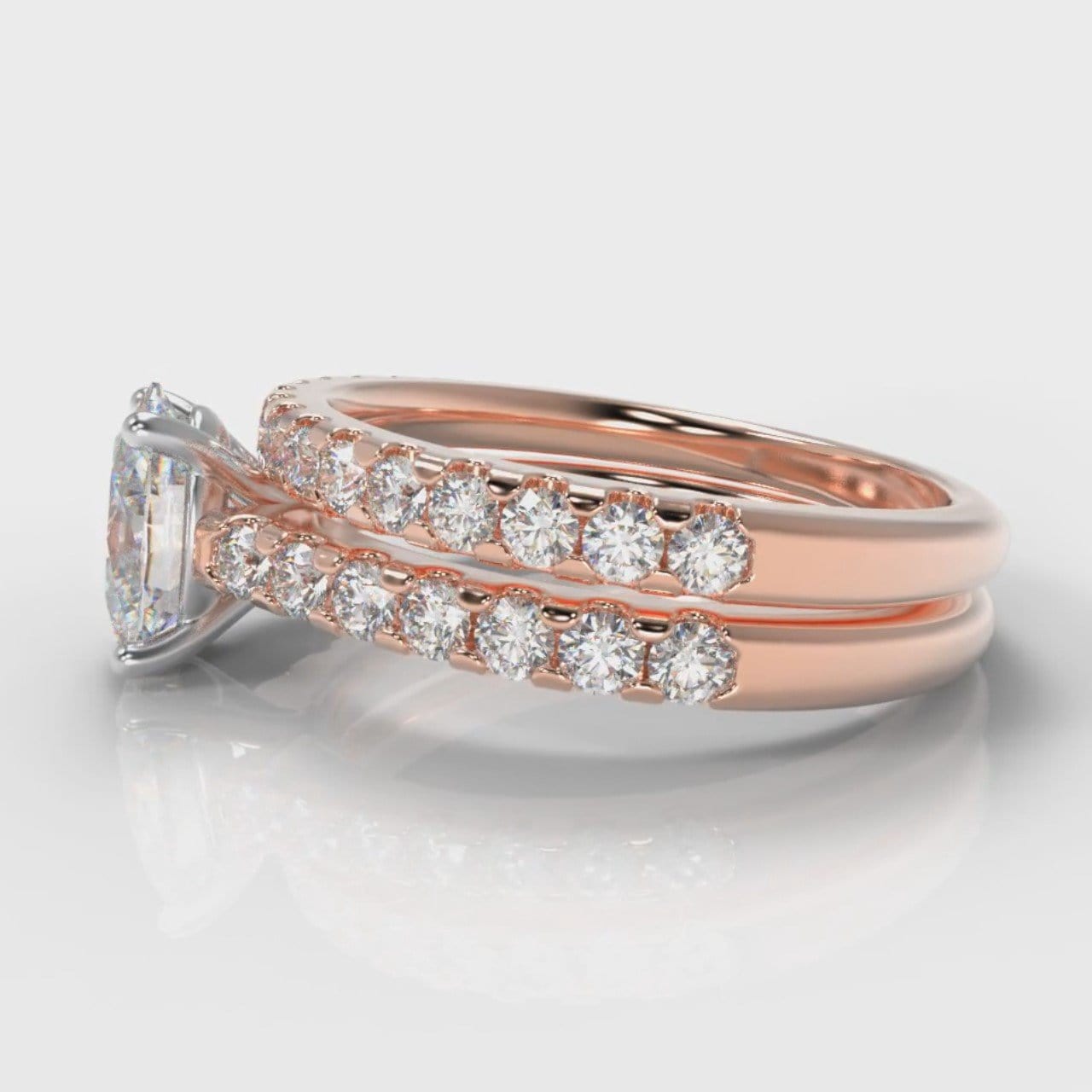Carrée Micropavé Oval Diamond Bridal Set - Rose Gold