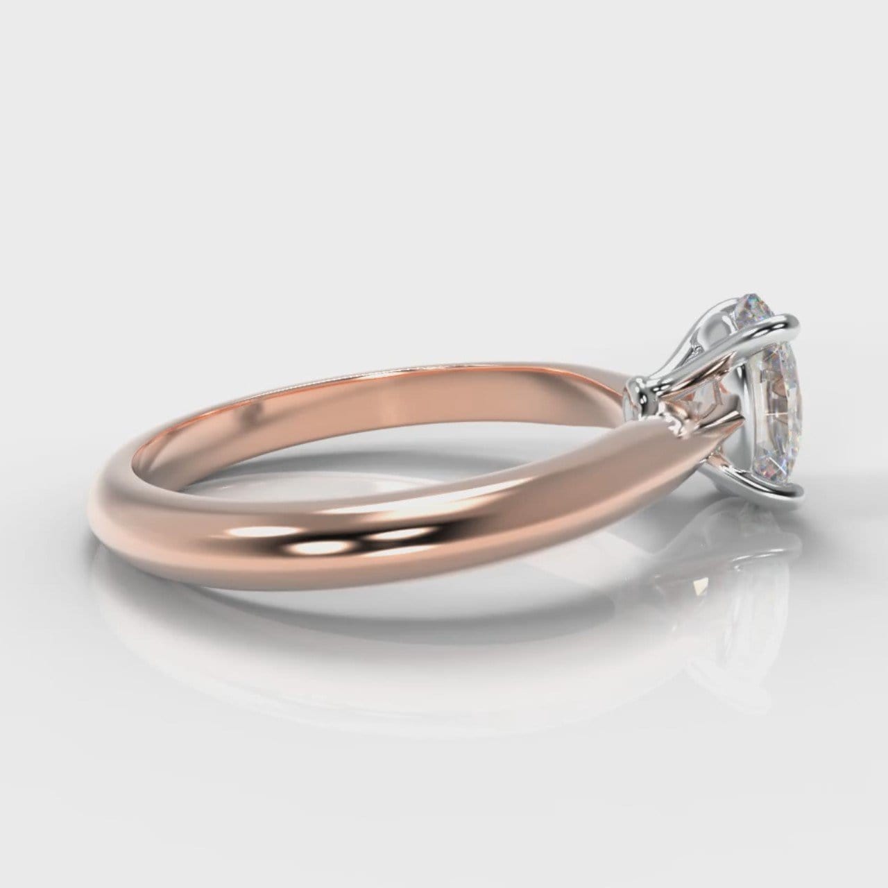 Carrée Solitaire Oval Diamond Engagement Ring - Rose Gold