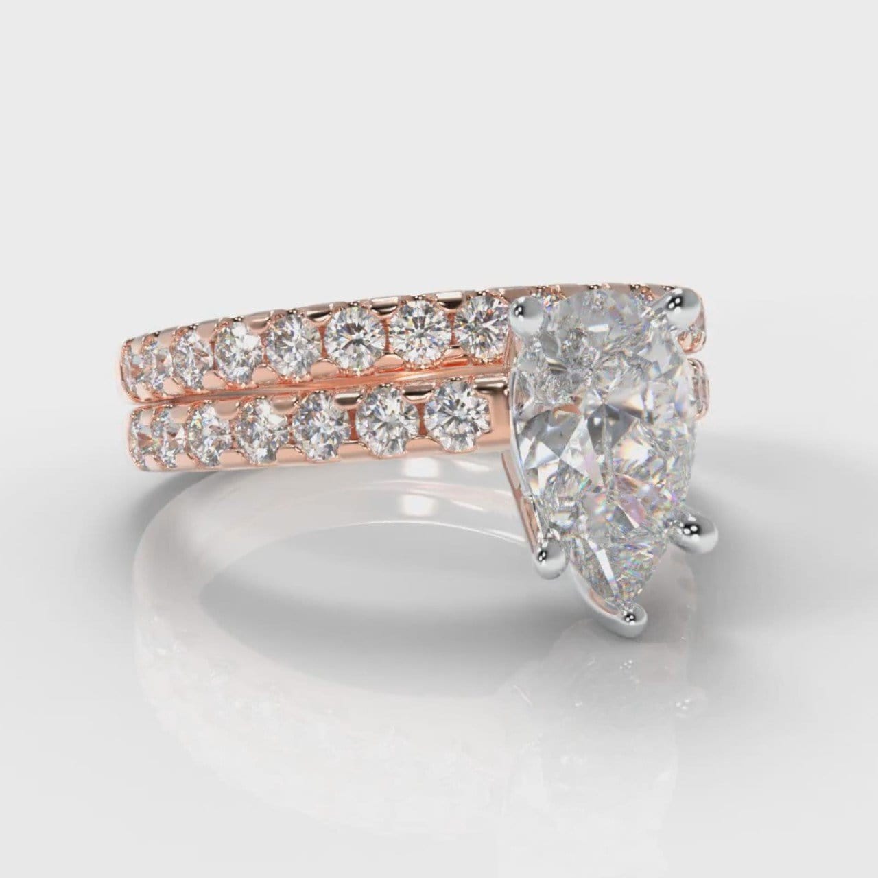 Micropavé Pear Diamond Bridal Set - Rose Gold