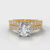 Carrée Micropavé Round Brilliant Bridal Set - Yellow Gold