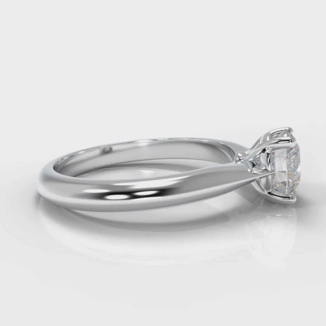 Carrée Solitaire Round Brilliant Engagement Ring