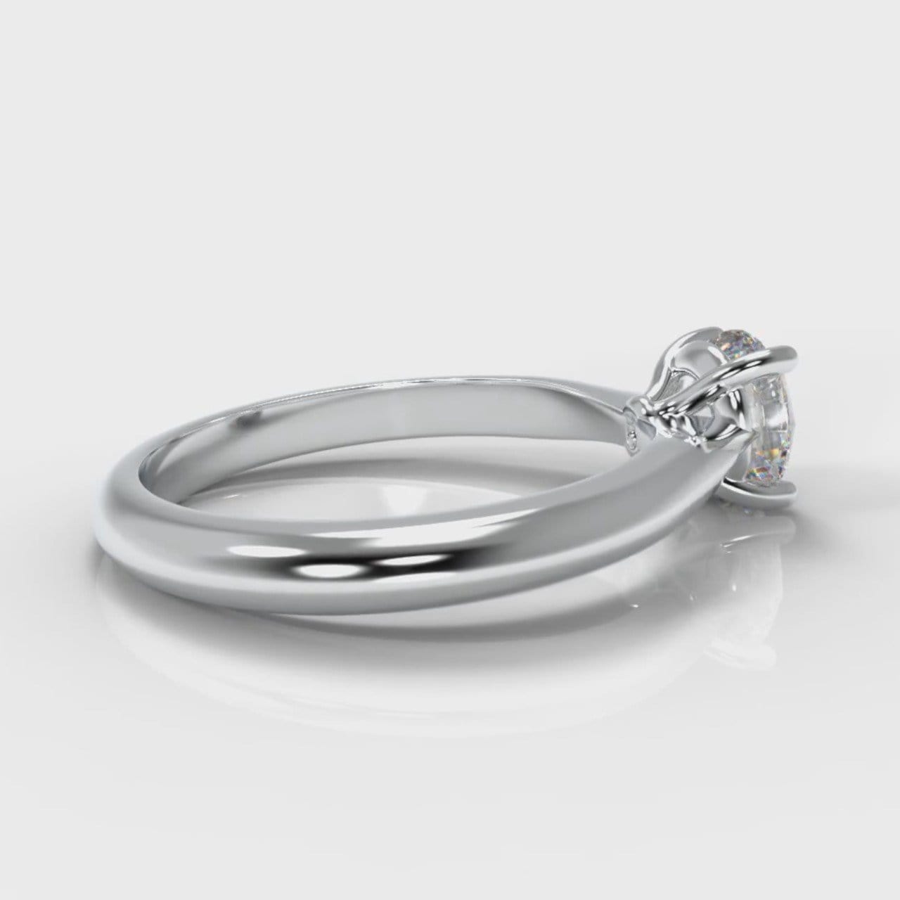 Carrée Solitaire Round Brilliant Engagement Ring
