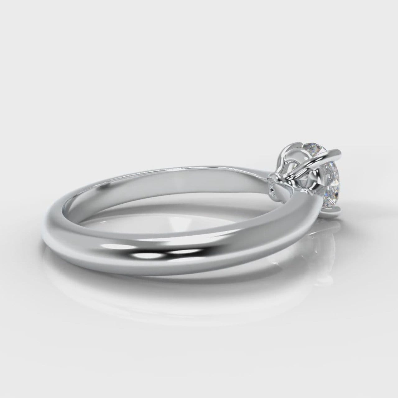 Carrée Solitaire Round Brilliant Engagement Ring