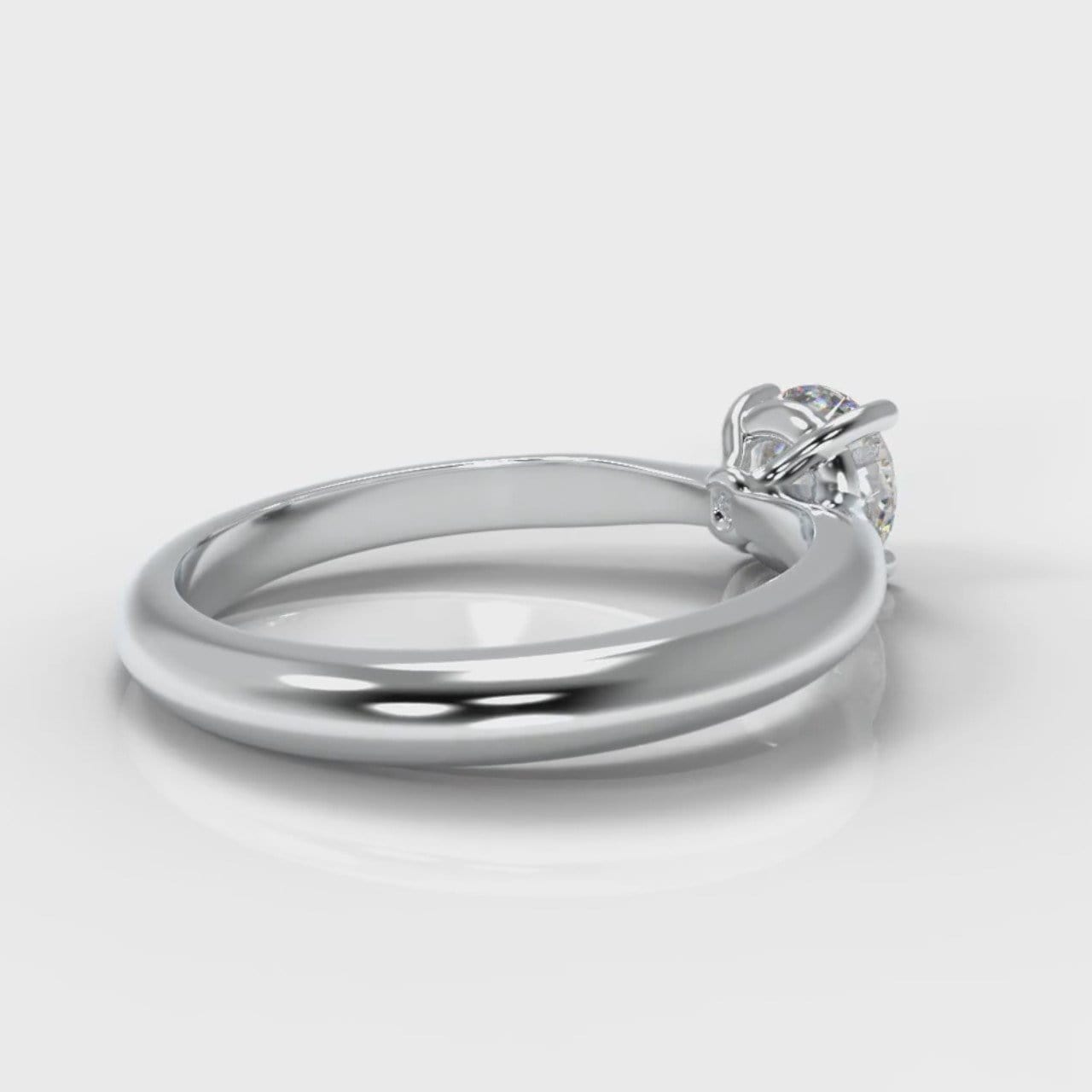 Carrée Solitaire Round Brilliant Engagement Ring