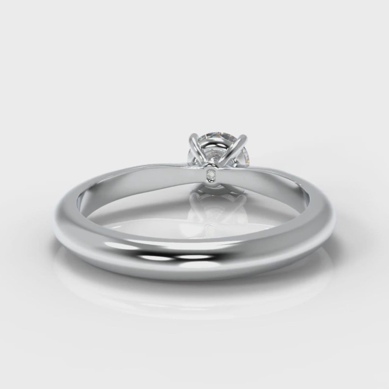 Carrée Solitaire Round Brilliant Engagement Ring