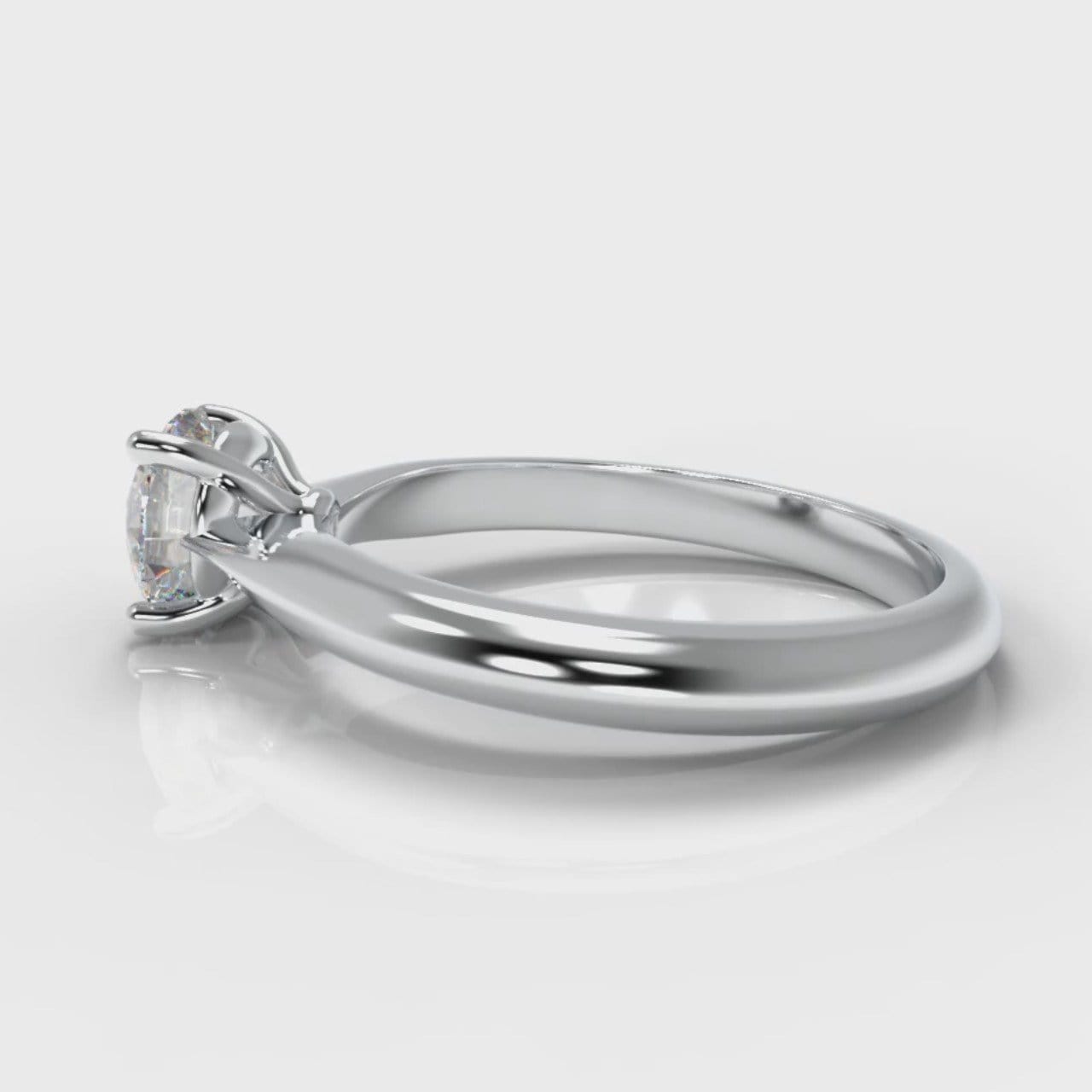 Carrée Solitaire Round Brilliant Engagement Ring