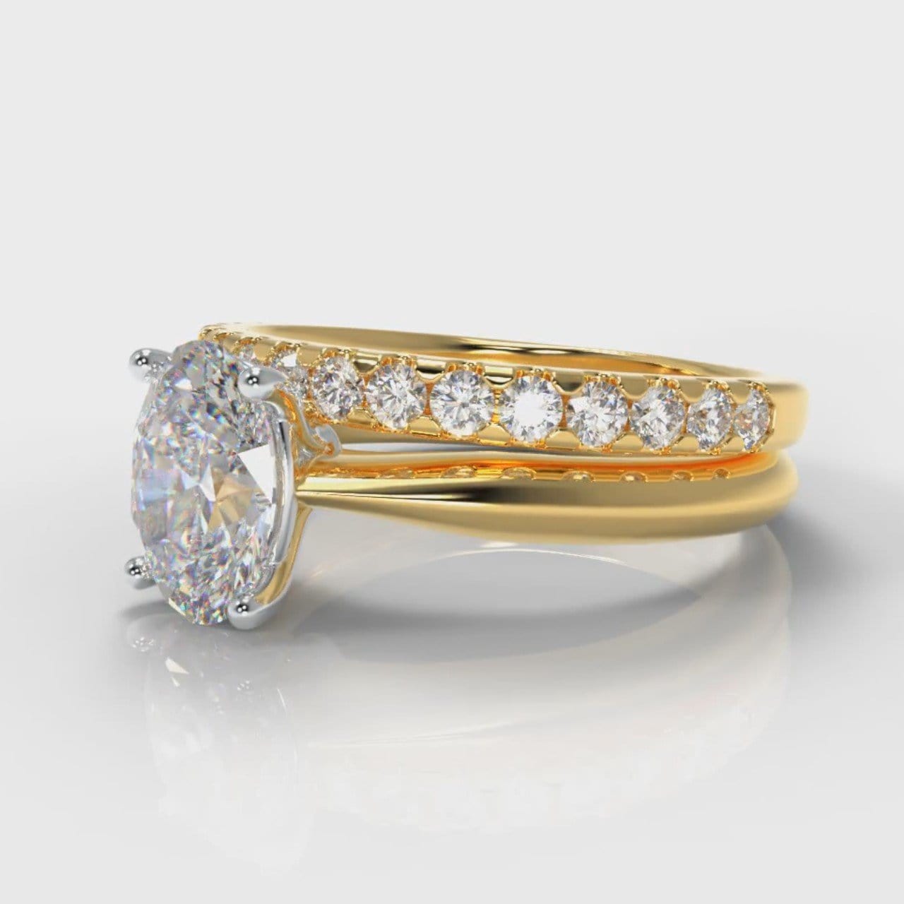 Carrée Solitaire Oval Diamond Bridal Set - Yellow Gold