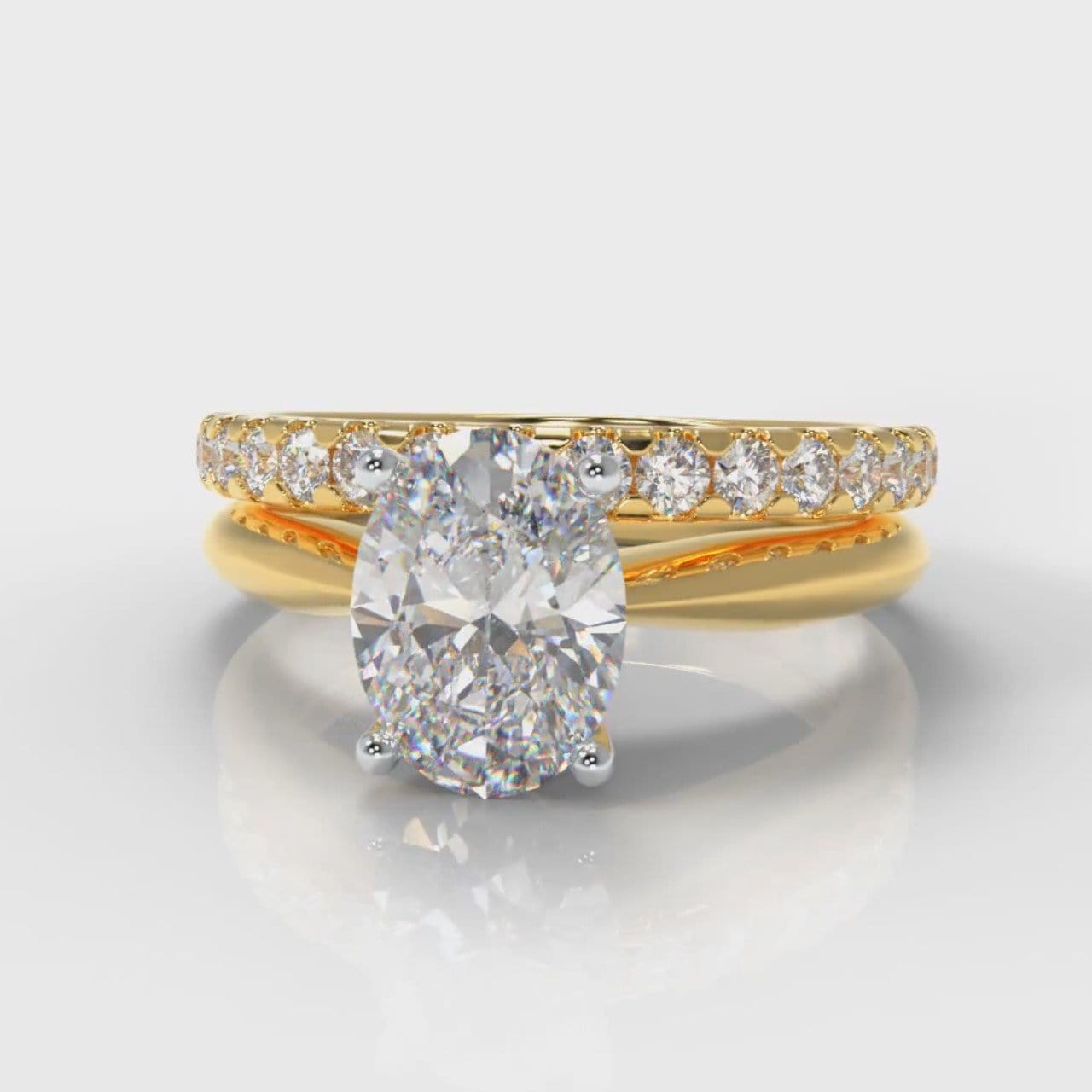Carrée Solitaire Oval Diamond Bridal Set - Yellow Gold