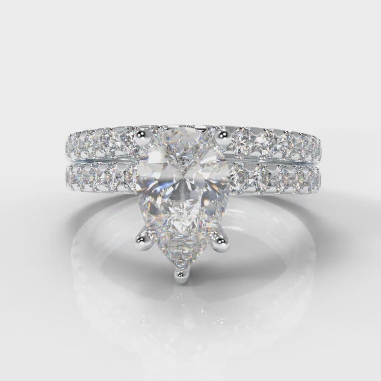 Micropavé Pear Diamond Bridal Set