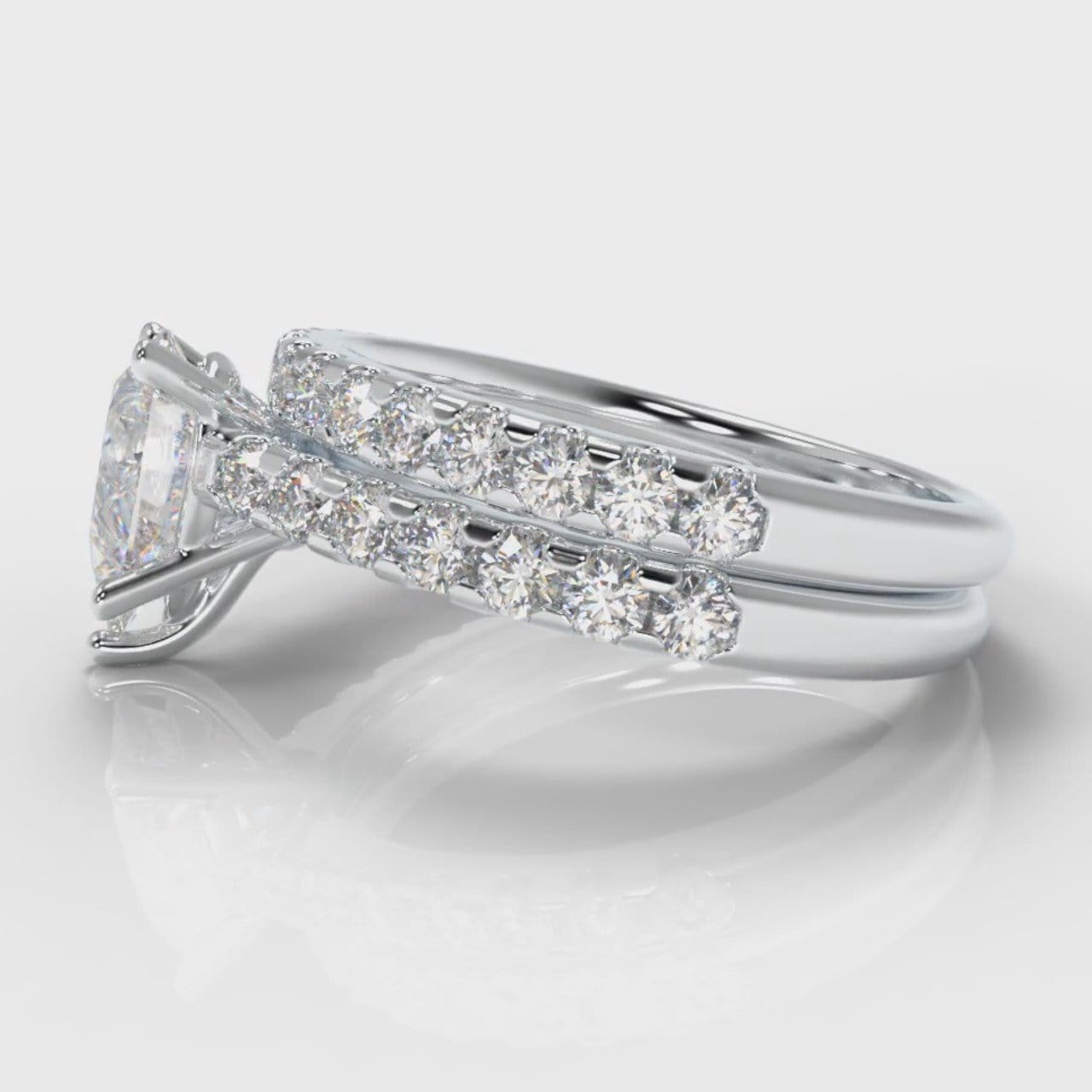 Micropavé Pear Diamond Bridal Set