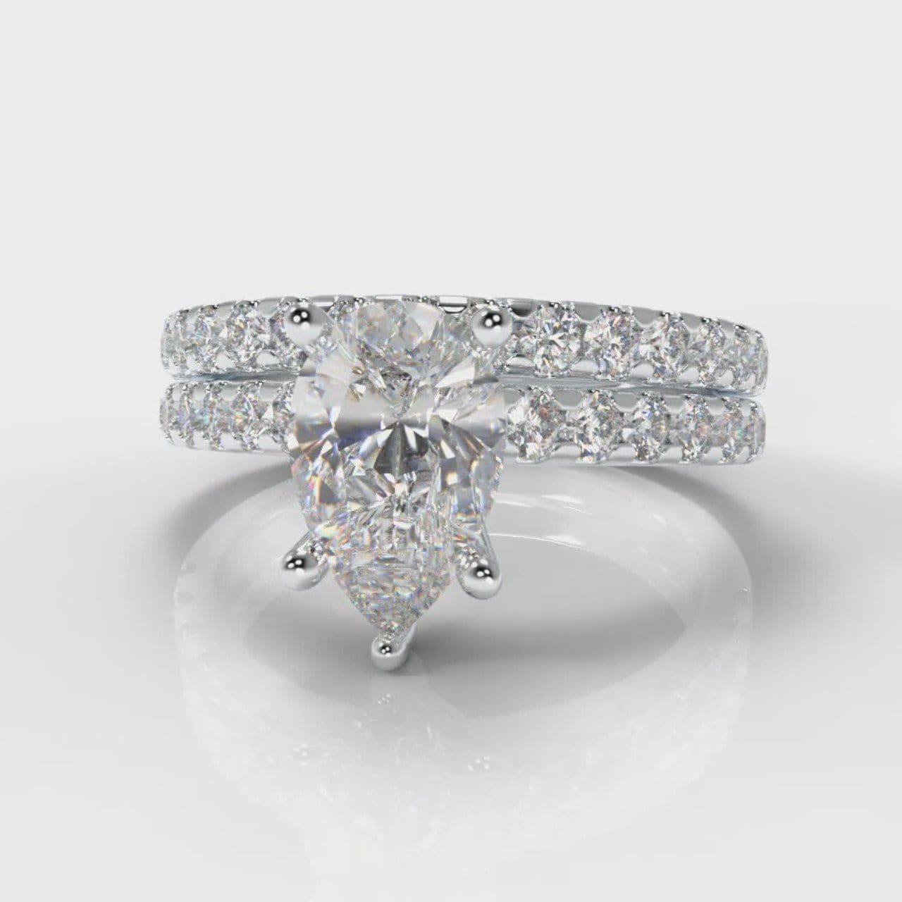 Micropavé Pear Diamond Bridal Set