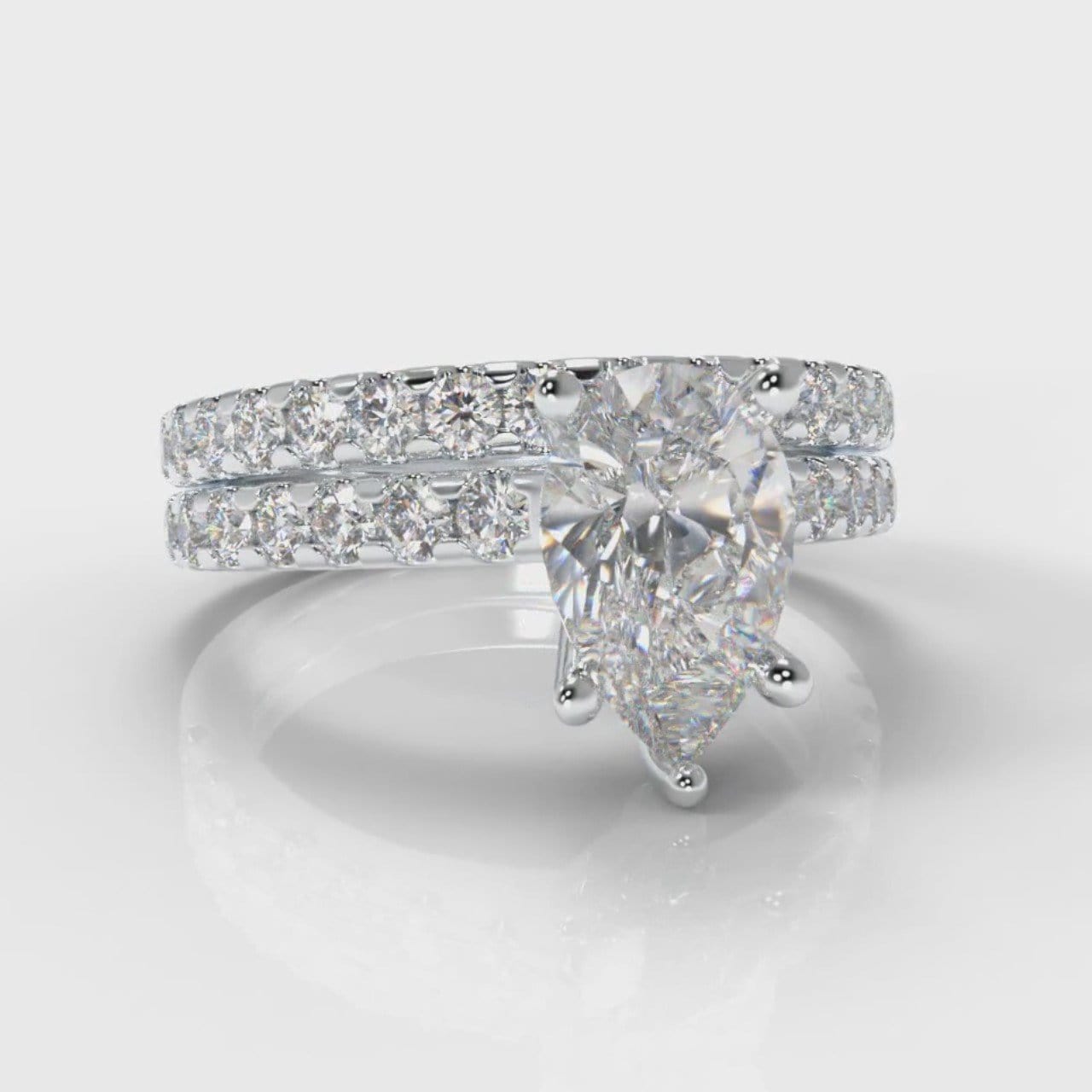 Micropavé Pear Diamond Bridal Set