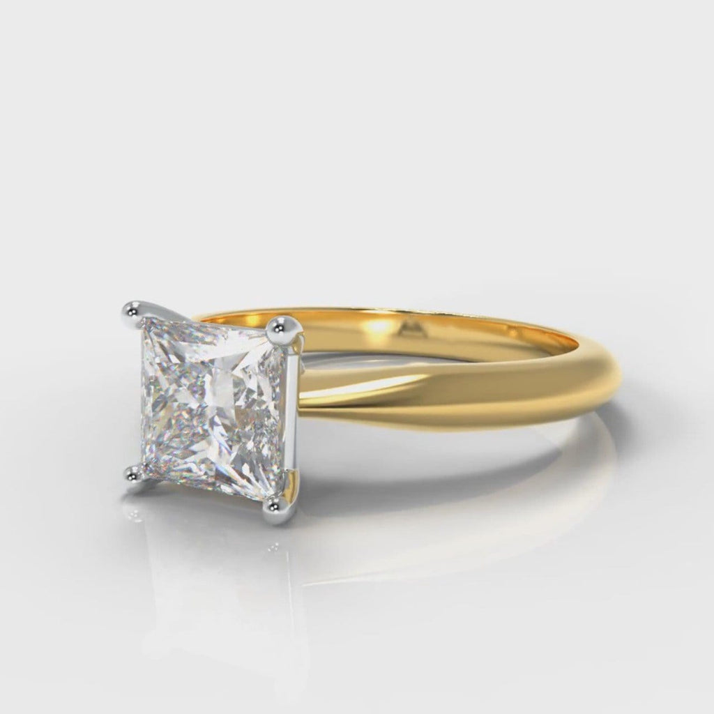 Carrée Solitaire Princess Cut Diamond Engagement Ring - Yellow Gold