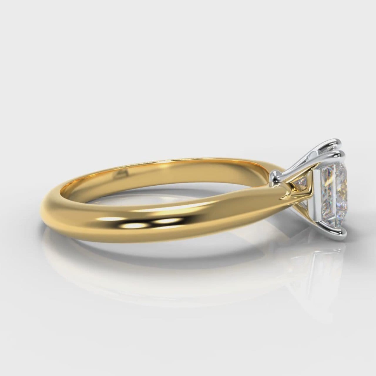 Carrée Solitaire Princess Cut Diamond Engagement Ring - Yellow Gold