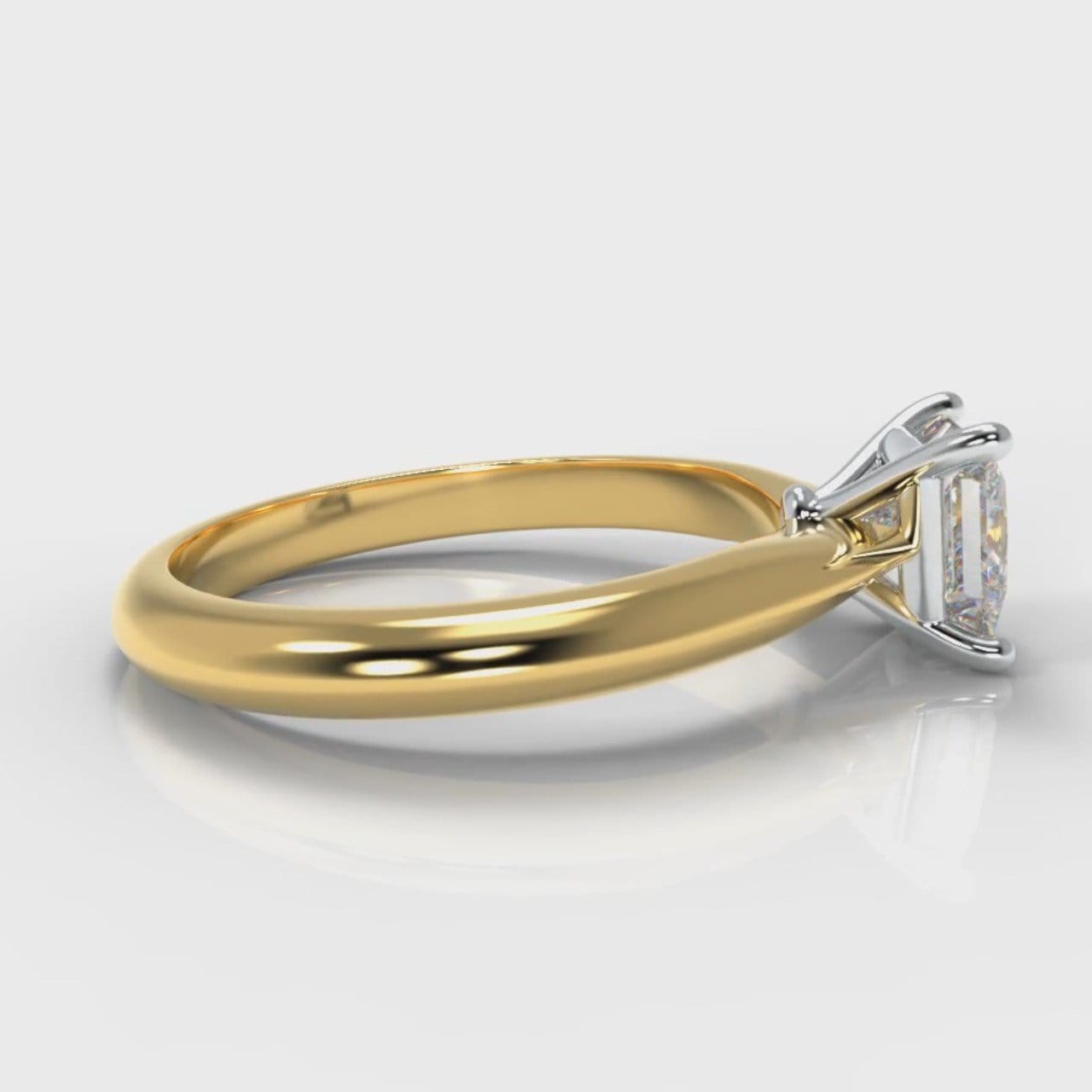 Carrée Solitaire Princess Cut Diamond Engagement Ring - Yellow Gold