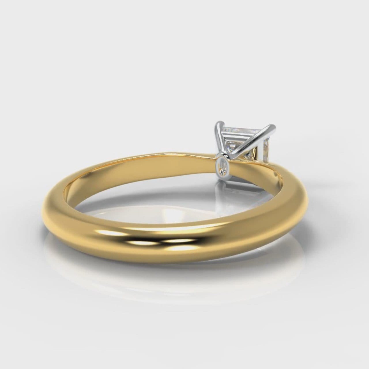 Carrée Solitaire Princess Cut Diamond Engagement Ring - Yellow Gold
