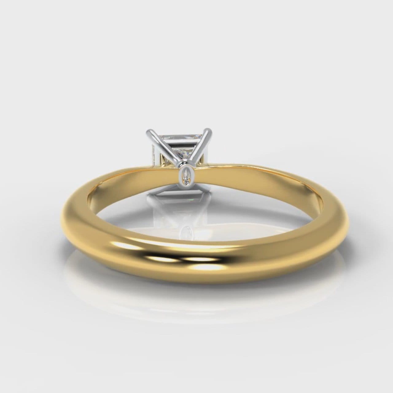 Carrée Solitaire Princess Cut Diamond Engagement Ring - Yellow Gold