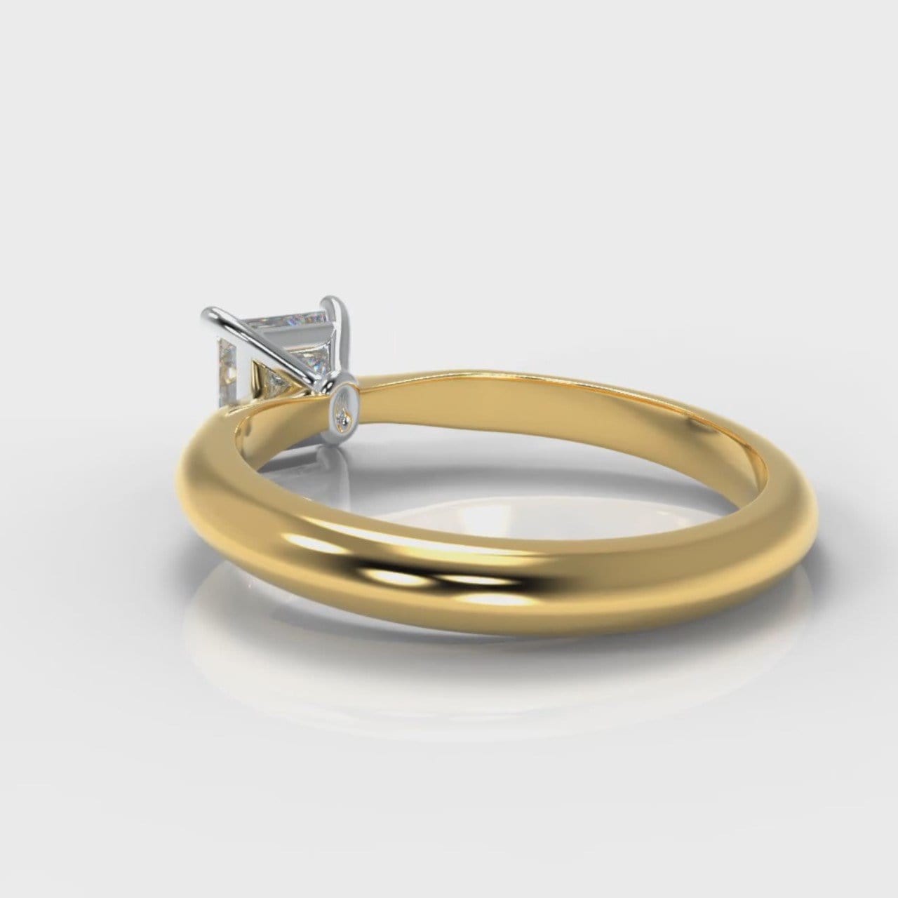 Carrée Solitaire Princess Cut Diamond Engagement Ring - Yellow Gold