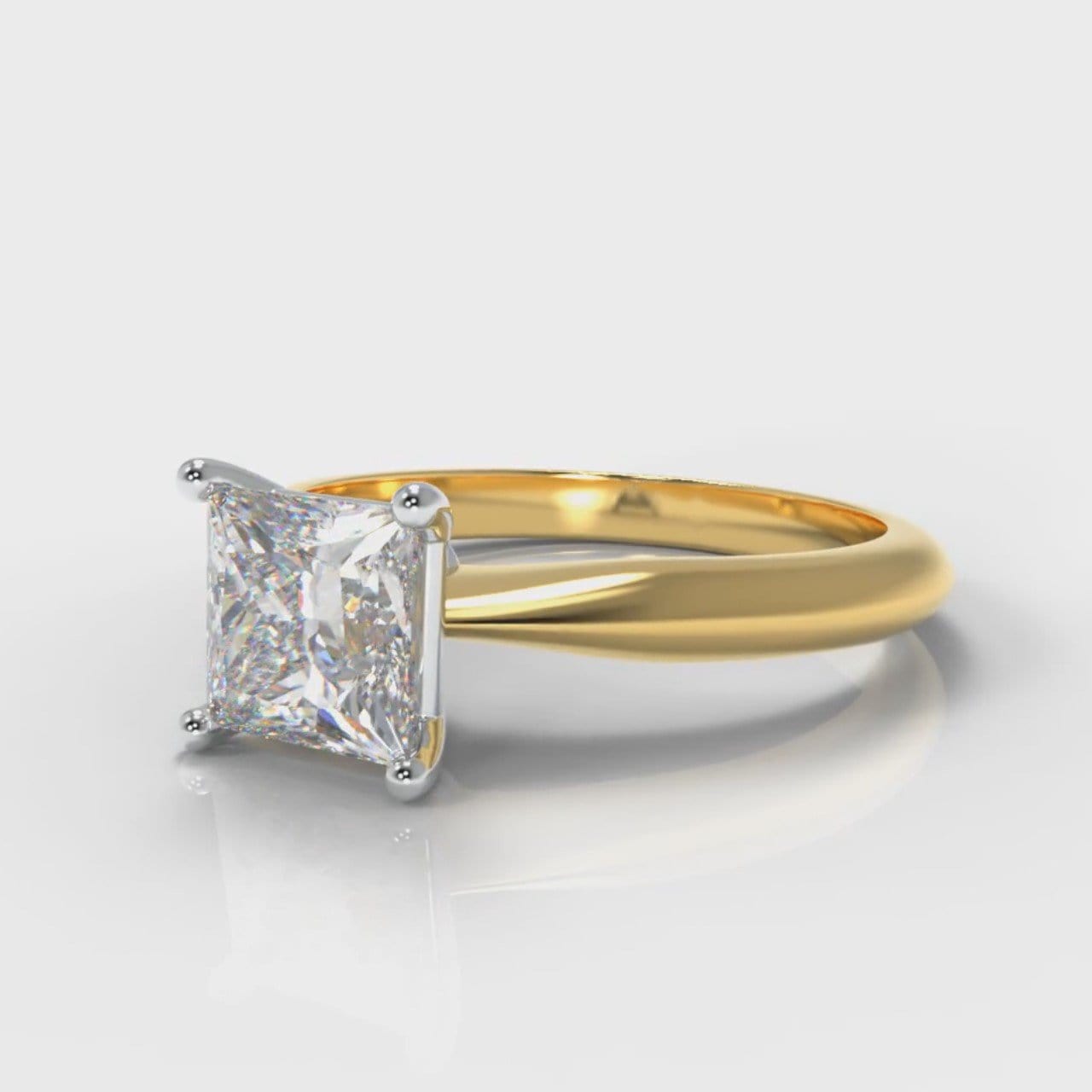 Carrée Solitaire Princess Cut Diamond Engagement Ring - Yellow Gold