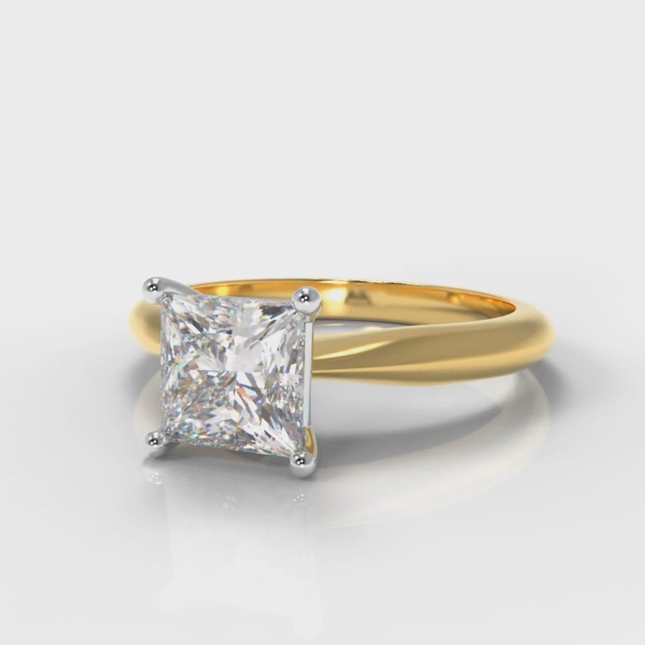 Carrée Solitaire Princess Cut Diamond Engagement Ring - Yellow Gold