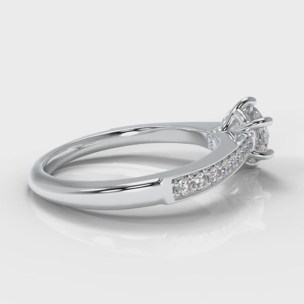 Star Pavé Round Brilliant Diamond Engagement Ring