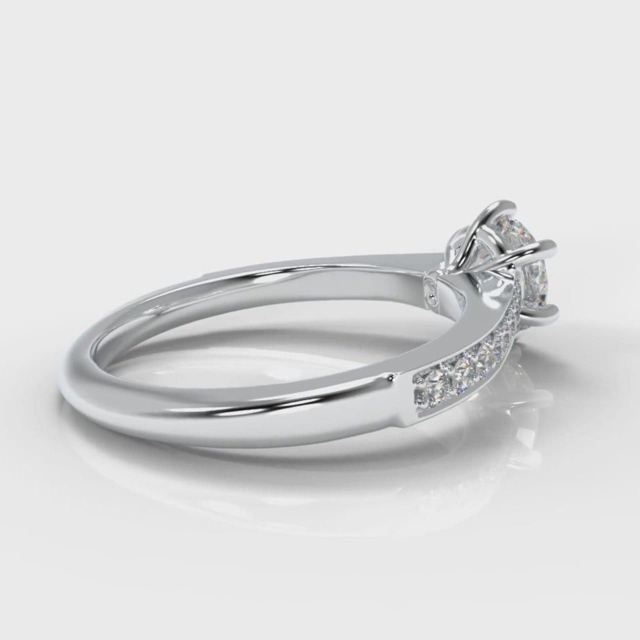 Star Pavé Round Brilliant Diamond Engagement Ring