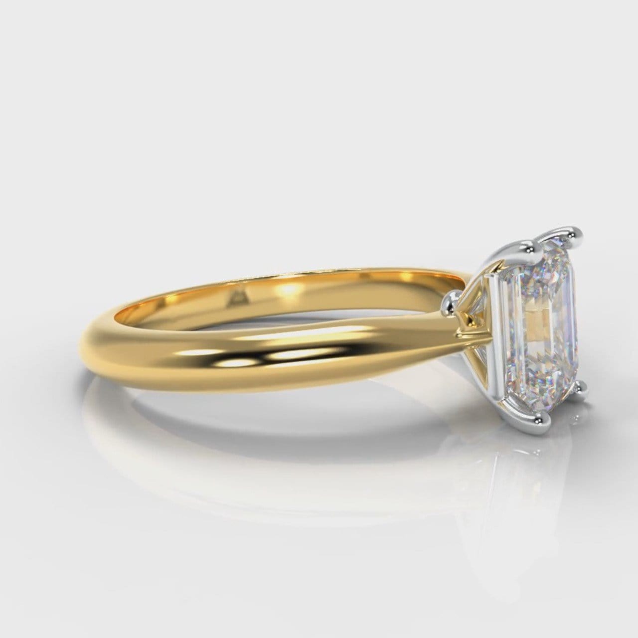Carrée Solitaire Emerald Cut Diamond Engagement Ring - Yellow Gold