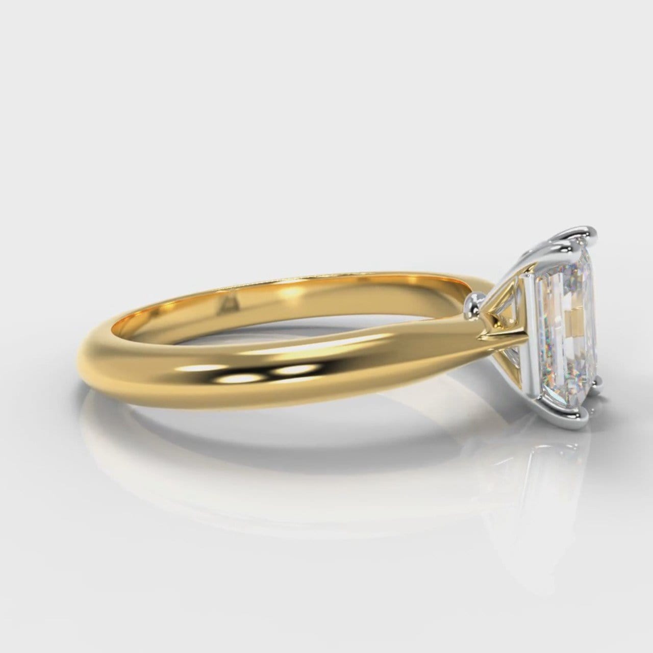 Carrée Solitaire Emerald Cut Diamond Engagement Ring - Yellow Gold