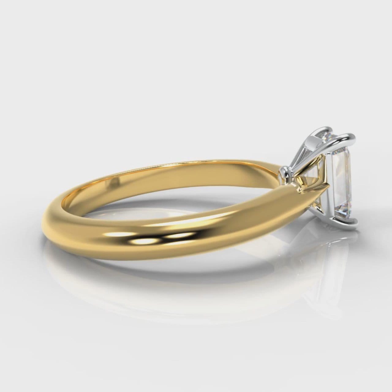 Carrée Solitaire Emerald Cut Diamond Engagement Ring - Yellow Gold