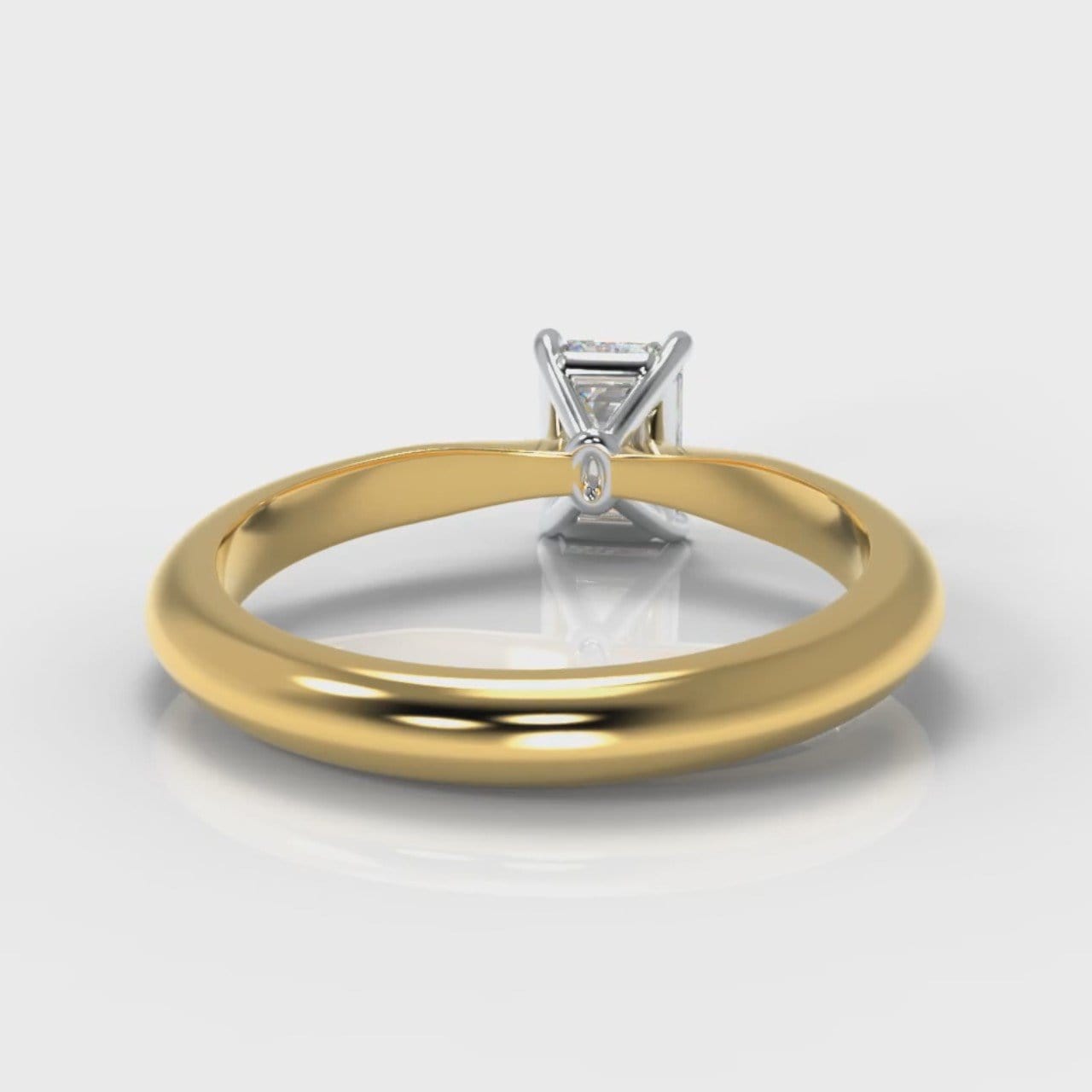 Carrée Solitaire Emerald Cut Diamond Engagement Ring - Yellow Gold