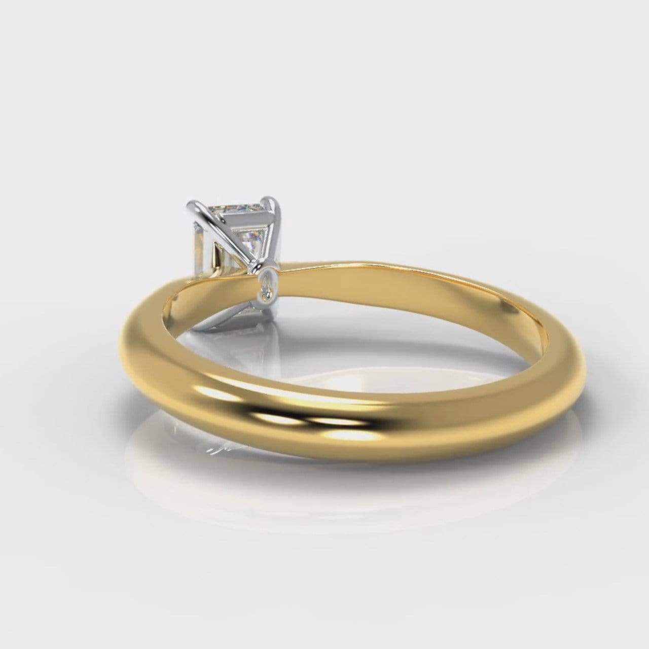 Carrée Solitaire Emerald Cut Diamond Engagement Ring - Yellow Gold