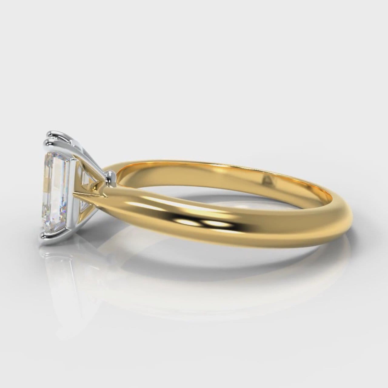 Carrée Solitaire Emerald Cut Diamond Engagement Ring - Yellow Gold