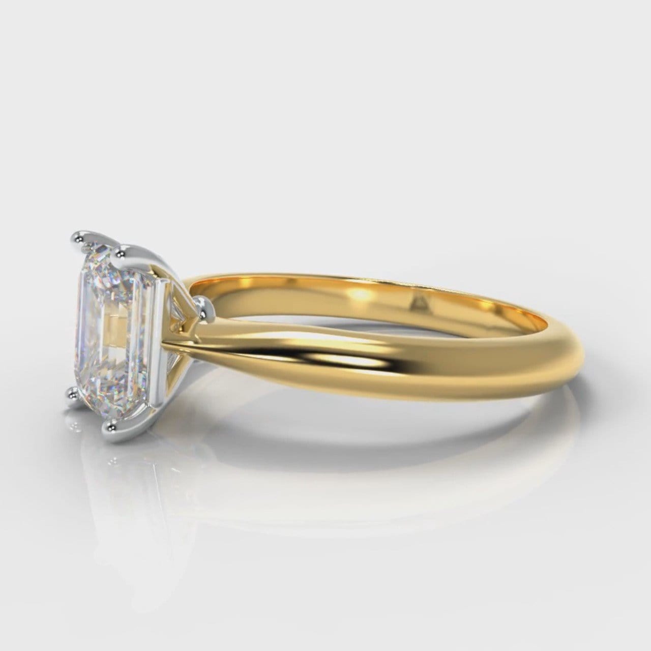 Carrée Solitaire Emerald Cut Diamond Engagement Ring - Yellow Gold