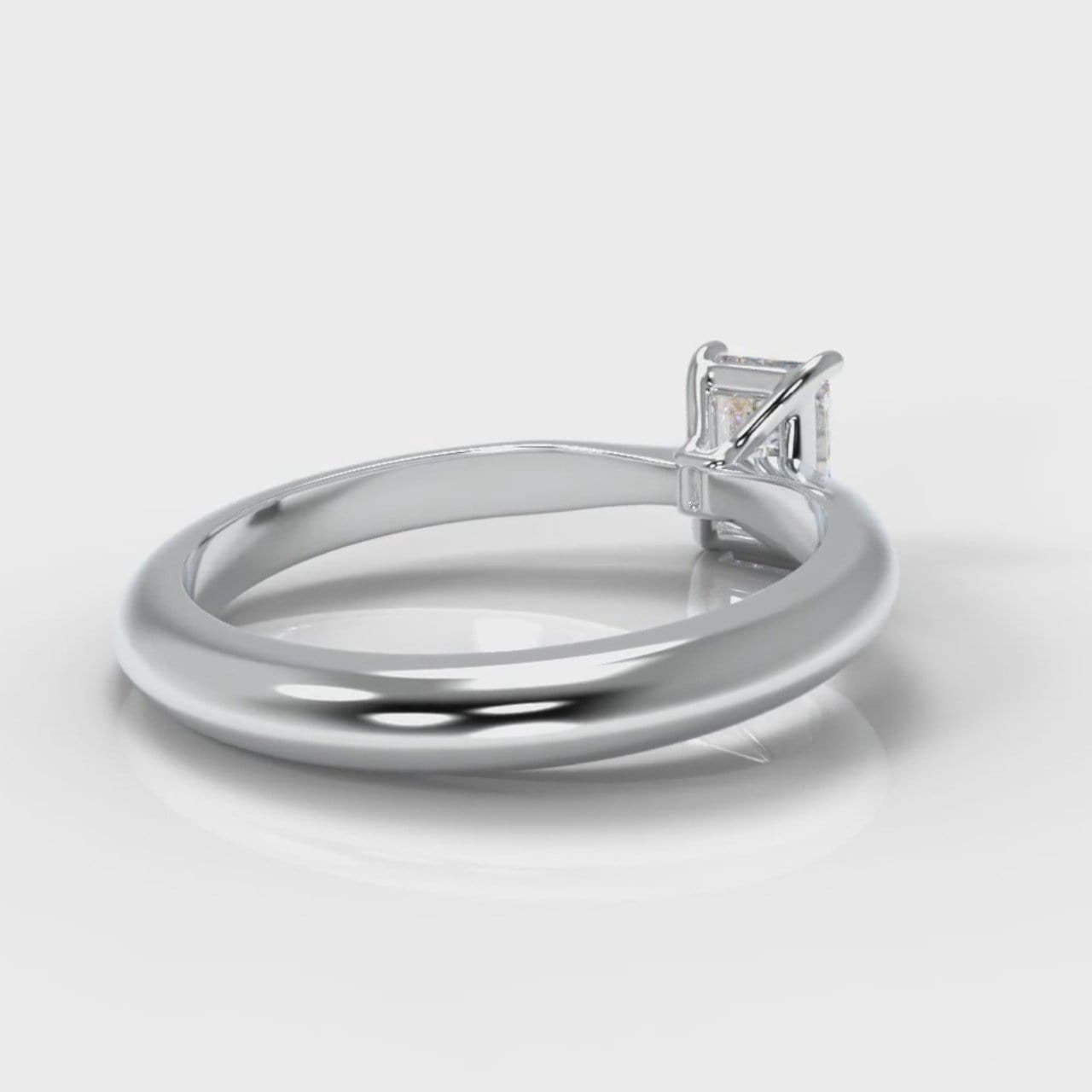 Carrée Solitaire Radiant Cut Diamond Engagement Ring