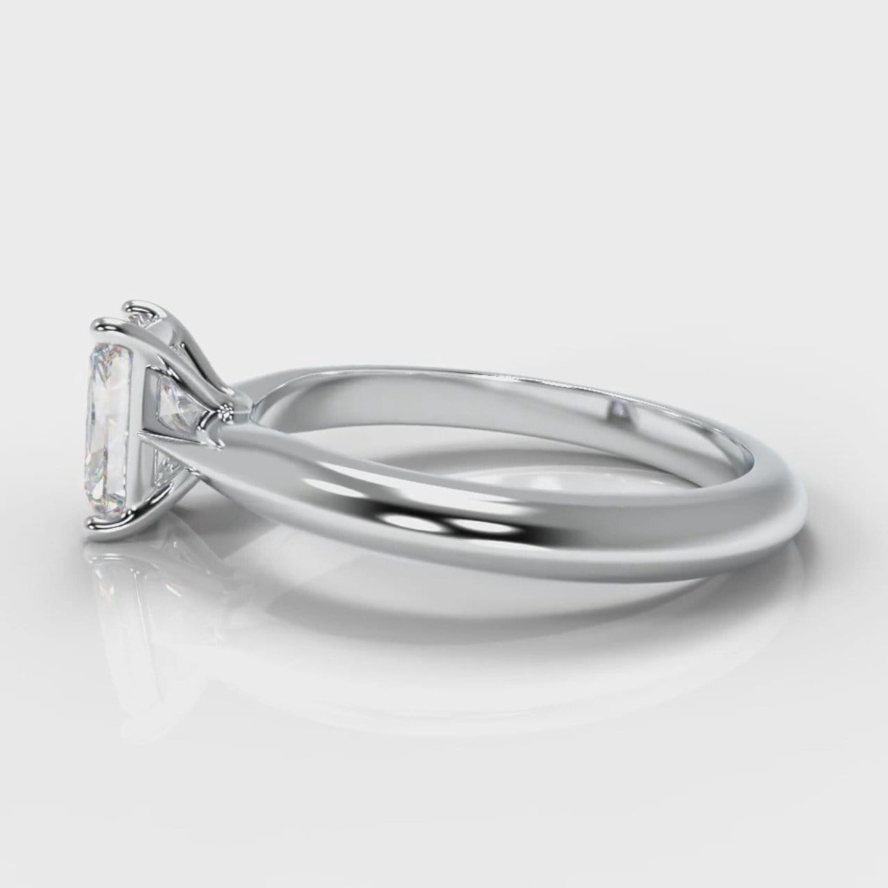 Carrée Solitaire Radiant Cut Diamond Engagement Ring