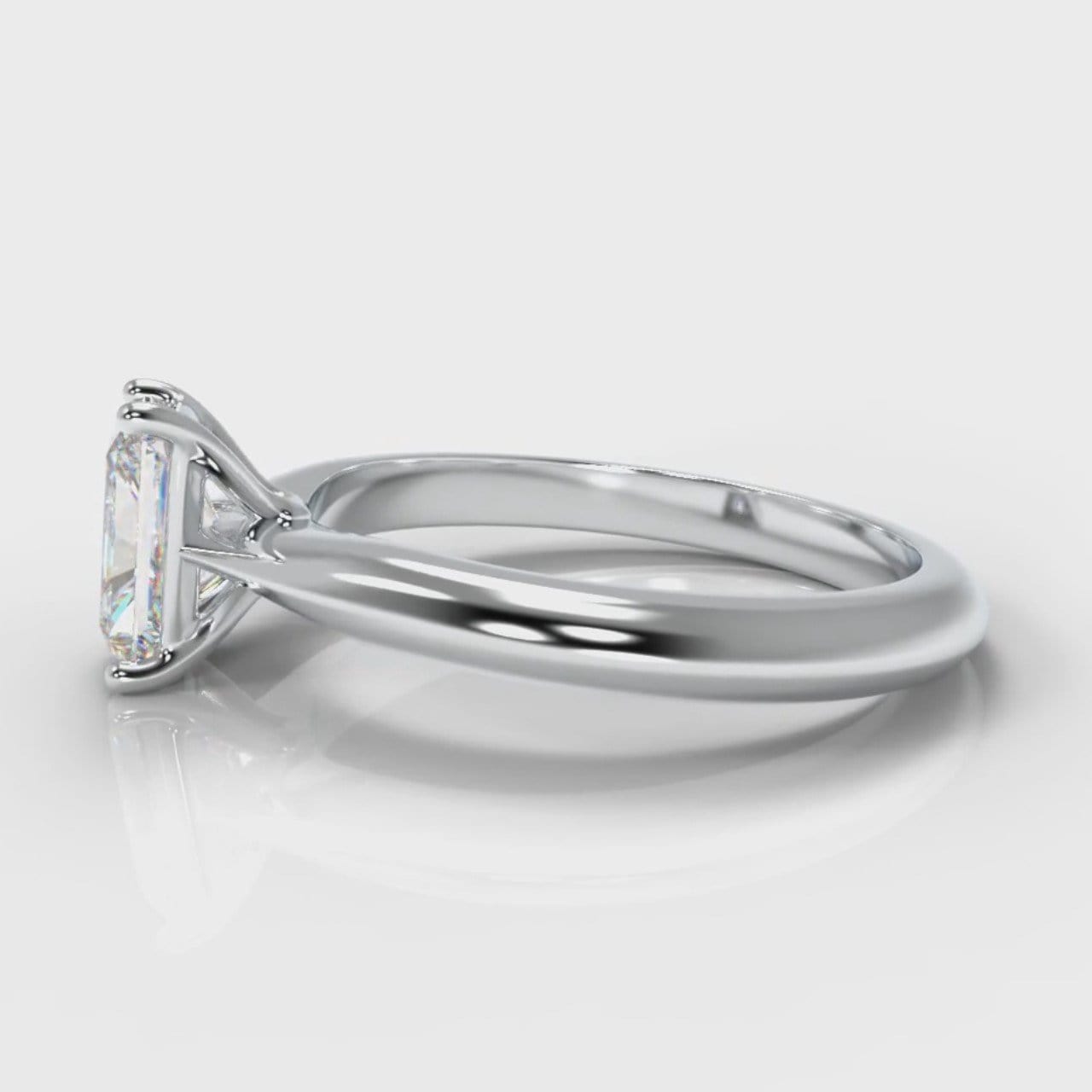 Carrée Solitaire Radiant Cut Diamond Engagement Ring