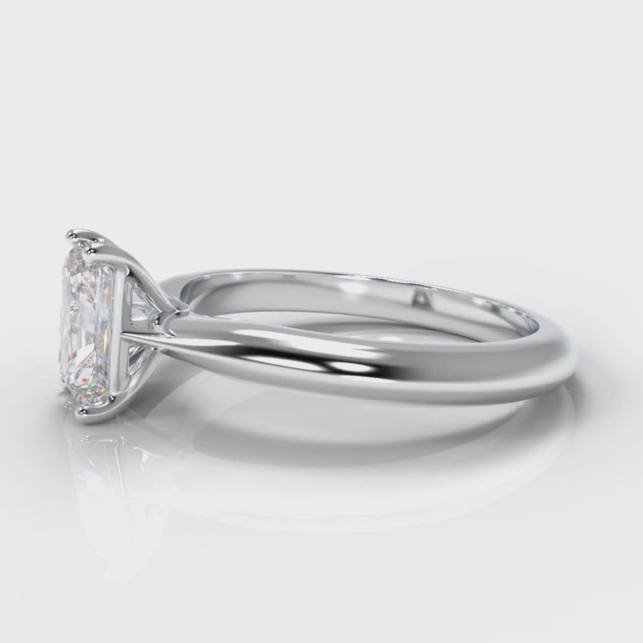 Carrée Solitaire Radiant Cut Diamond Engagement Ring