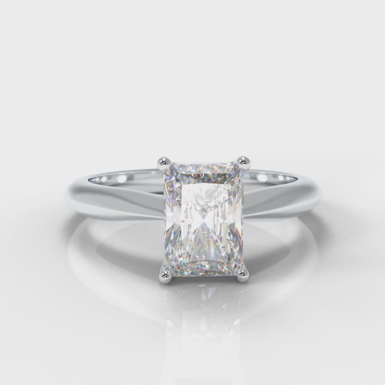 Carrée Solitaire Radiant Cut Diamond Engagement Ring