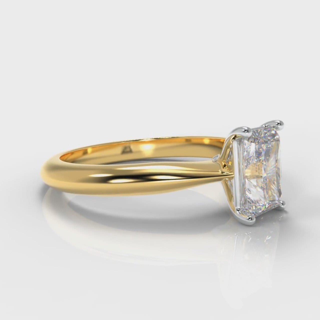 Carrée Solitaire Radiant Cut Diamond Engagement Ring - Yellow Gold