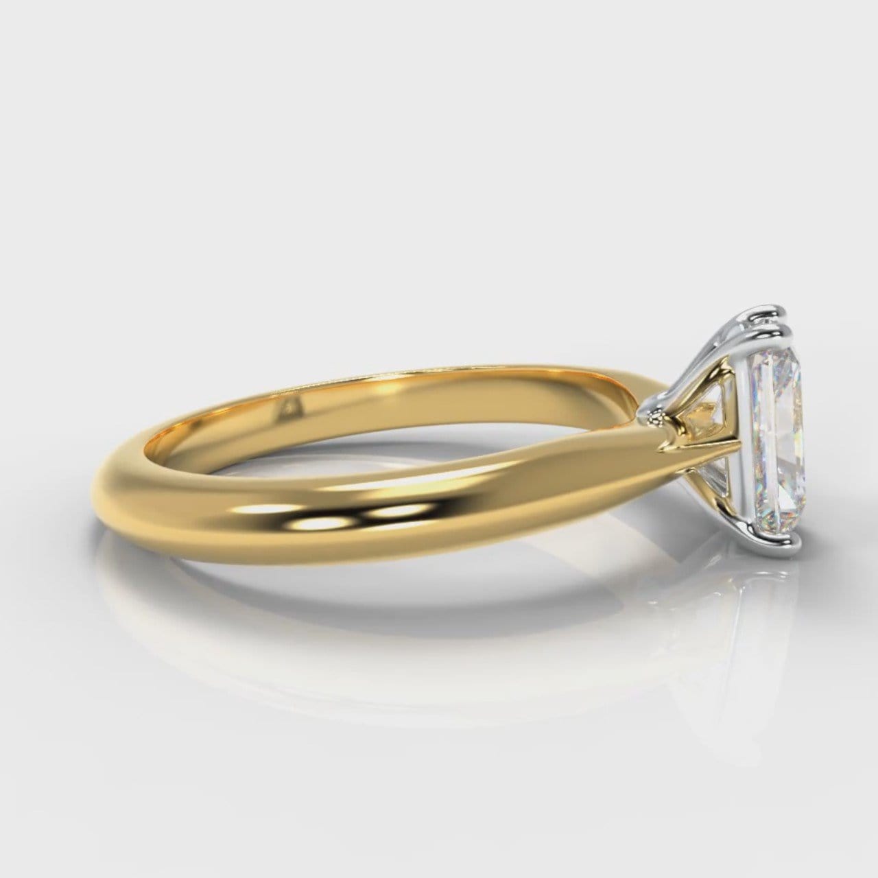 Carrée Solitaire Radiant Cut Diamond Engagement Ring - Yellow Gold