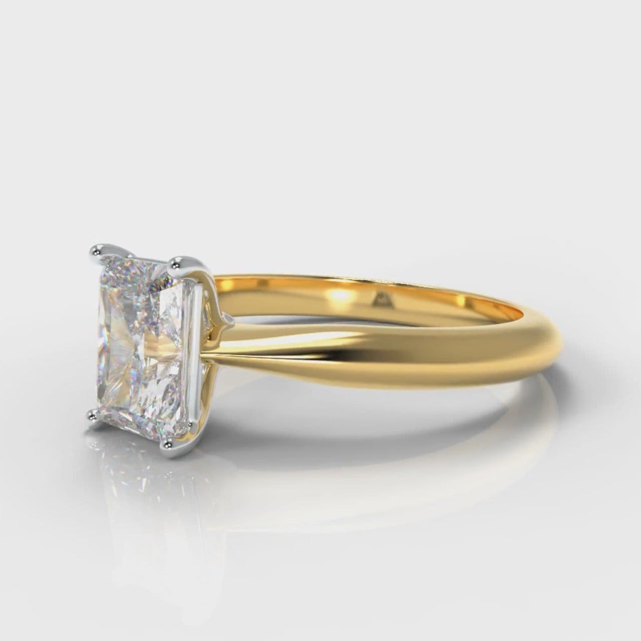 Carrée Solitaire Radiant Cut Diamond Engagement Ring - Yellow Gold