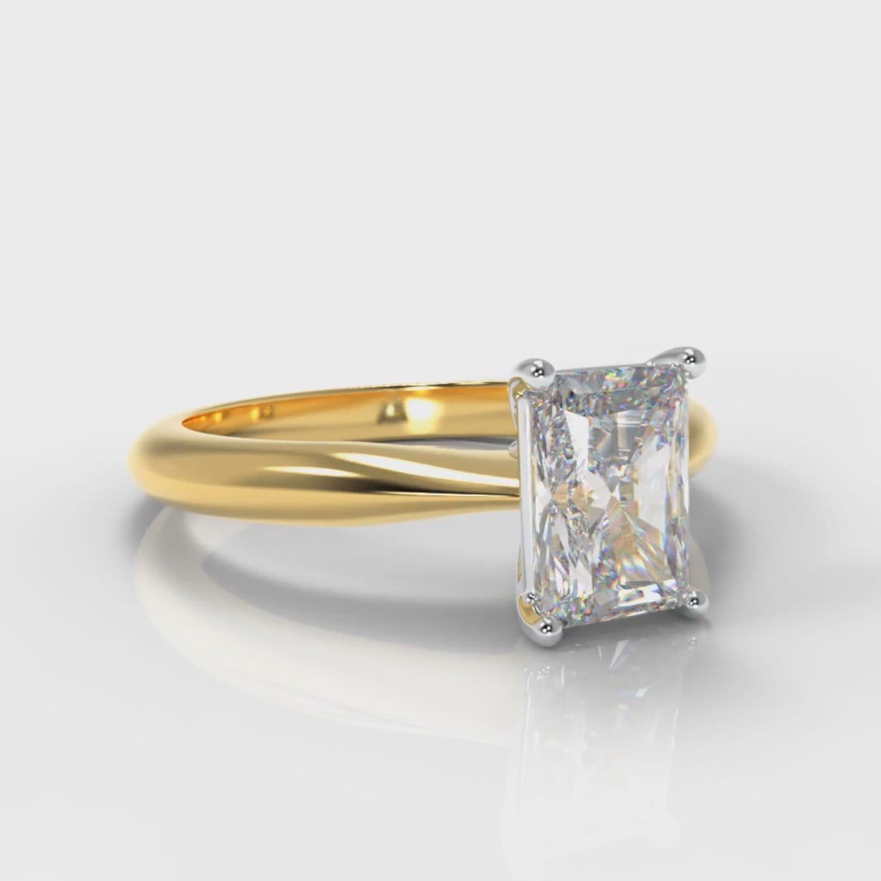 Carrée Solitaire Radiant Cut Diamond Engagement Ring - Yellow Gold