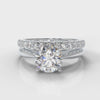 Carrée Solitaire Round Brilliant Cut Diamond Bridal Set