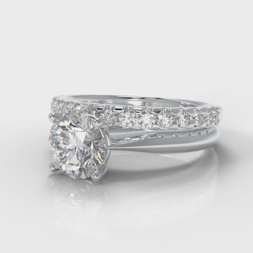 Carrée Solitaire Round Brilliant Cut Diamond Bridal Set