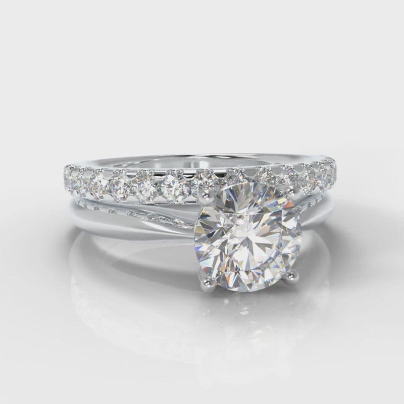 Carrée Solitaire Round Brilliant Cut Diamond Bridal Set