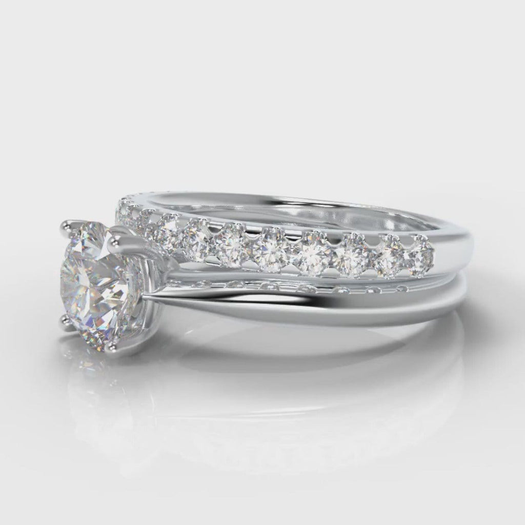 Carrée Solitaire Round Brilliant Cut Diamond Bridal Set