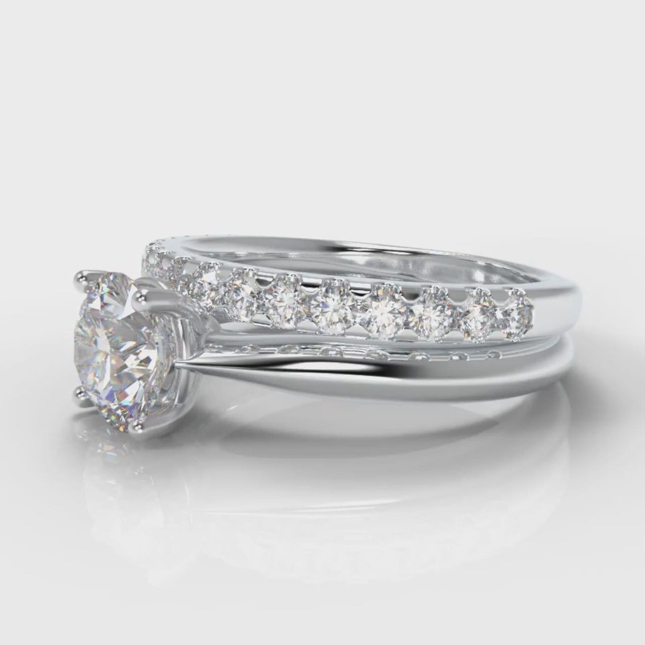 Carrée Solitaire Round Brilliant Cut Diamond Bridal Set